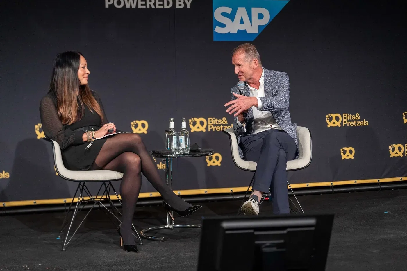 Yasmin Weiß im Bühnengespräch bei Bits & Pretzels, powered by SAP